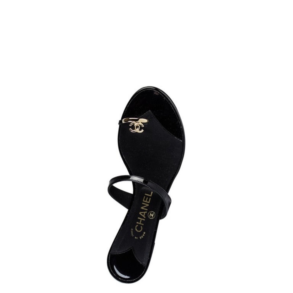 CHANEL Black Patent Leather Slide Sandals - Picture 5 of 12